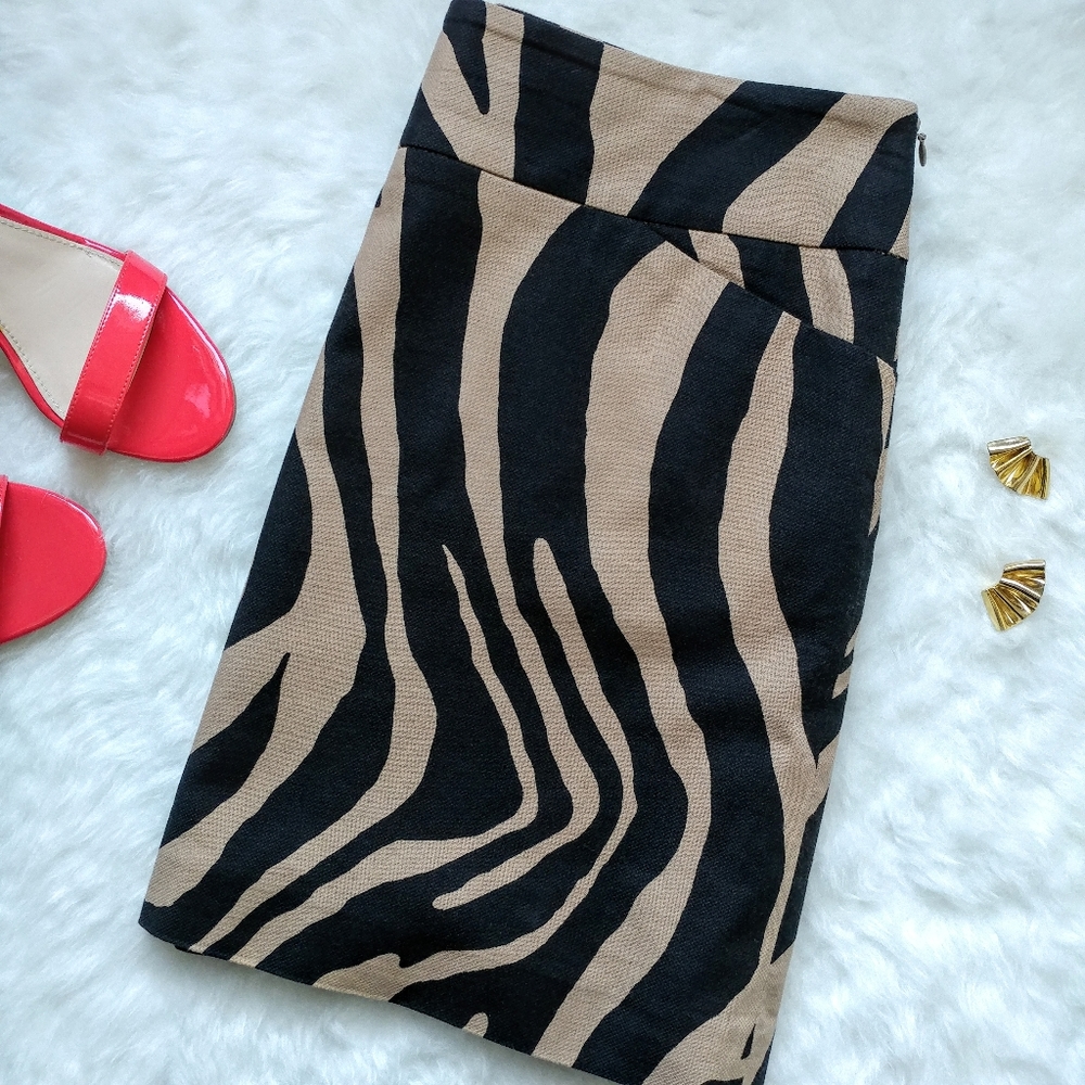 Loft ▪ Zebra-Print Mini Skirt